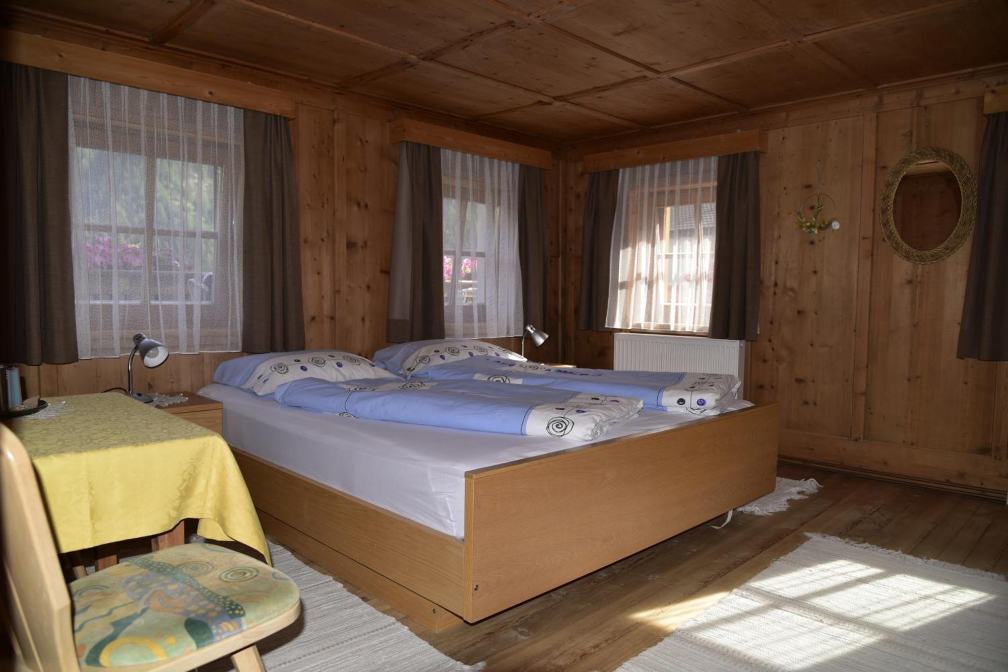 Apartement Schuster Lake Prags Braies ภายนอก รูปภาพ