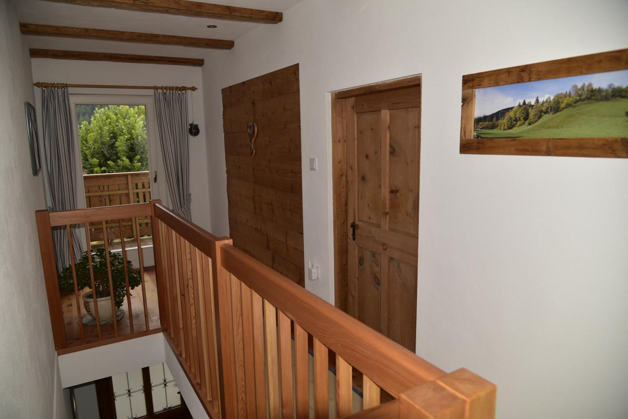 Apartement Schuster Lake Prags Braies ภายนอก รูปภาพ